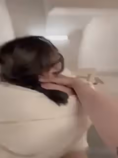 玩偶姐姐樓梯間性愛，干到中途被人發現一頓狂跑1