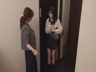 ADN-576 妻が妊娠しているのに裸で誘ってくる生徒の誘惑に仆は耐える事が出來なかった。