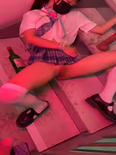 尿你逼逼裡面騷貨