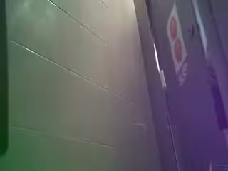 11月專業盜站流出韓國首爾大學女廁全景後拍❤️棒子美女撅著屁股尿尿