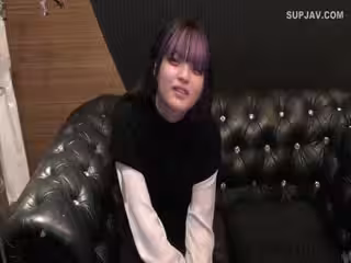 FC2PPV3273559【救済】「卒業したくて…」男を知らない大學デビューの18歳根暗処女。大人になりたい要望に応えるはずが第01集
