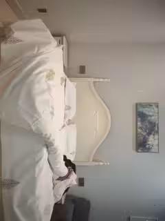 【隔壁老王呀】，極品人妻，老公欠了賭債，無奈出來兼職，風情萬種，滿分好評不常見必看