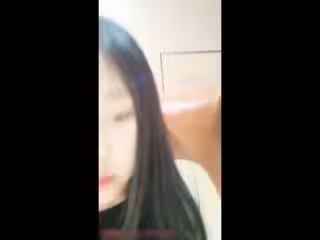 小仙女之超嫩的美妞吸允棒棒 掰開粉穴來回揉搓流出黏黏的液體