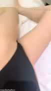 (人間水蜜桃)和姐妹一起共享一個小哥哥