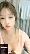 (阿巴阿巴)小美女自慰洗澡