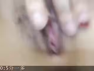 戀夜女神花花姐和土豪級粉絲通完電話和炮機ML呻吟銷魂神情投入