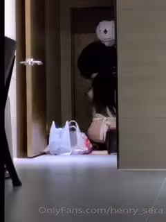 ✿綠意盎然✿ 綠妻大神記錄極品淫蕩嬌妻▌亨利夫妻▌噴血全裸誘惑取外賣 色誘騎手小哥 口爆采精才讓離開