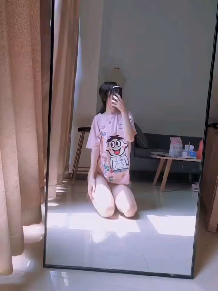 [短視頻區] 腿開開自拍