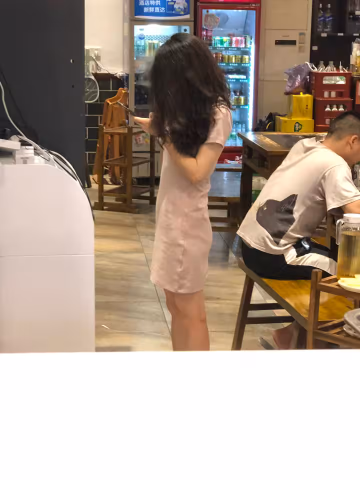 [短視頻區] 這少婦太年輕，身材太好