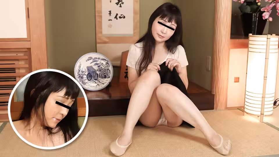 Paco _ まゆみ ごっくんする人妻たち 〜精子を注がれたい人妻〜