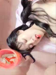 白皙苗條雙馬尾妹子啪啪秀口-交逼逼特寫挺嫩後入抽插非常誘人很是誘惑喜歡不要!錯過