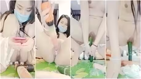 玩的非常牛的女主播，高速電鑽牛奶洗逼，大粗黃瓜加玻璃瓶子玩虐騷逼，高速電鑽刺激高潮不斷