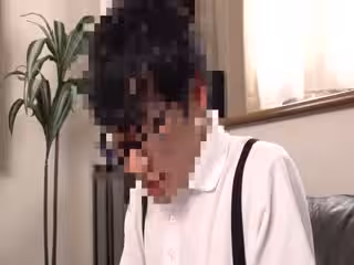 GVH-323 性感的 PA 主席 苦惱的女教師