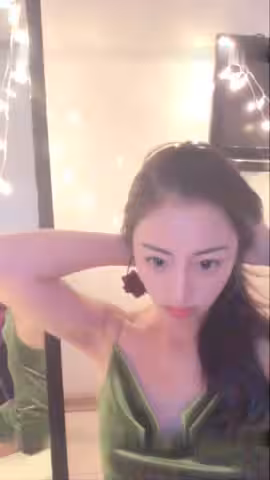 STP17909 綠播下海極品氣質御姐【紫霞仙子】 愛笑美少女，艷舞發騷誘惑，頭髮都熱濕了，我感覺這個樣子好色情啊 哈哈哈