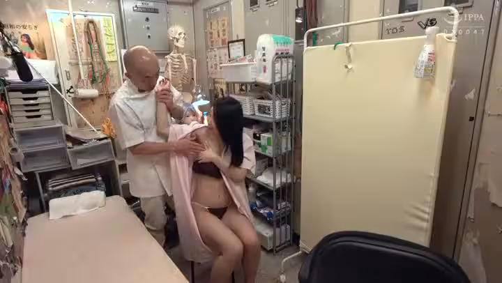 SDS-031 - 妃悠愛人気者で抜こう 妃悠愛