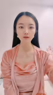 氣質美少婦！看似文靜騷的很！洗完澡給大家秀