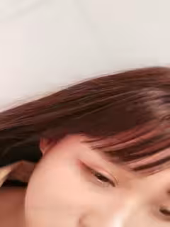 ~高顏值短髮萌妹子KIKI衛生間道具自慰跳蛋震動掰開特寫高潮大量噴水很是誘惑喜歡不要錯過