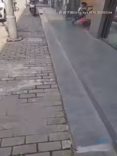 向西哥小縣城鄉下紅燈區偷拍站街女大街小巷弄堂里找個大眼美眉吹簫 操操