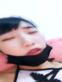 高顏值氣質嫩妹主播收費直播秀身材苗條奶子大小正好自慰摳