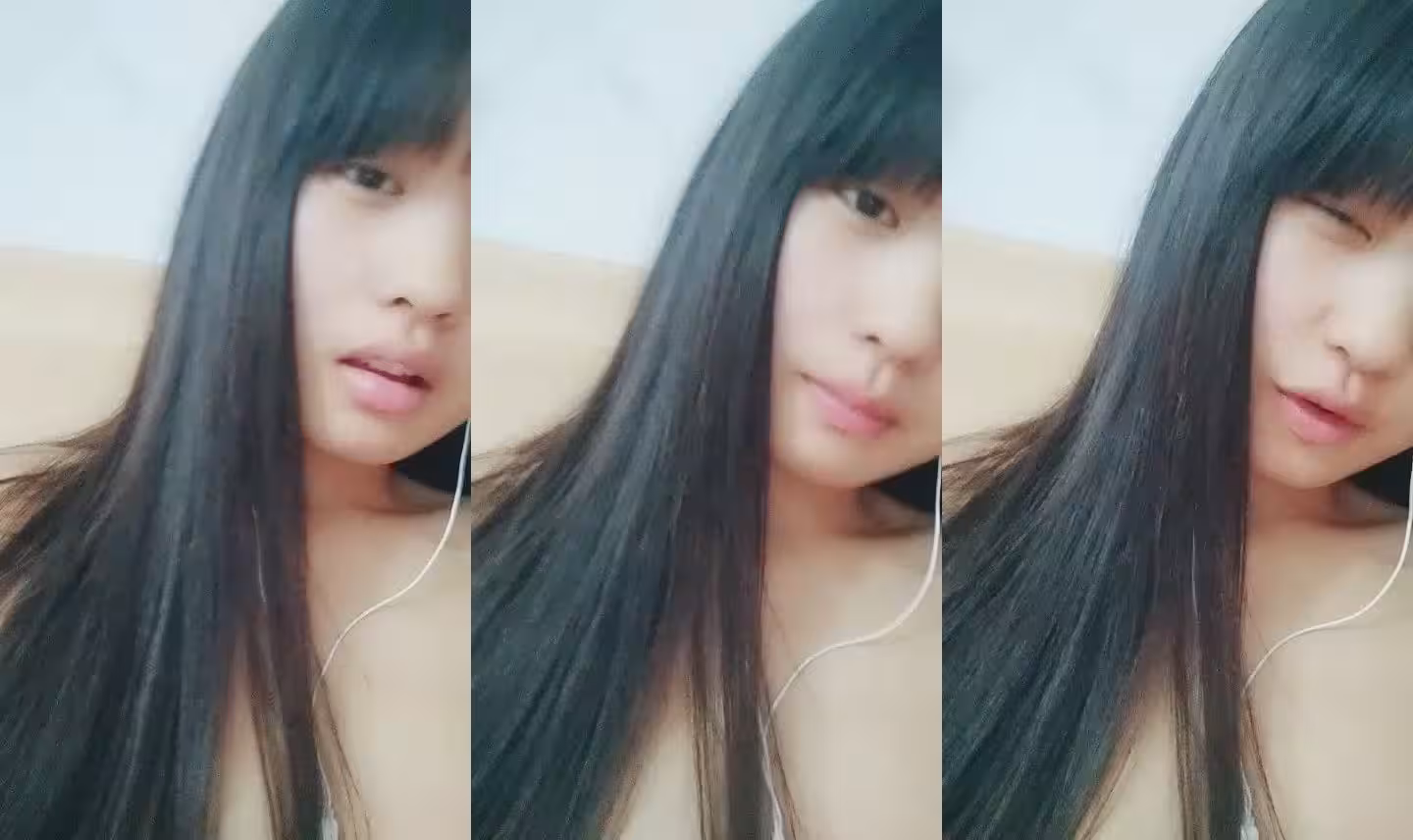 超嫩豐滿主播逼逼粉嫩 通底透紅 惹人喜愛