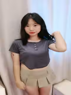 熱戀小情侶嬌小小女友露臉性生活，舔舐長屌，口交深喉無套啪啪白漿好多第01集