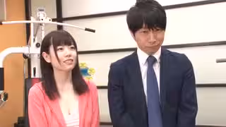 女大生遭受教練按摩私處性高潮