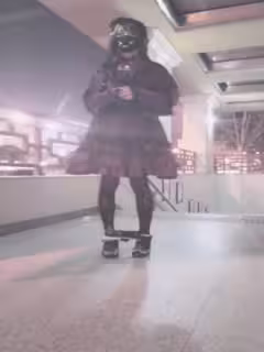 國產CD系列偽娘曦曦哥特洛麗塔女裝戶外 嘗試三次終於在地鐵出口射出自己的美腿上