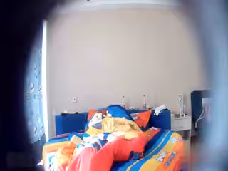 S身型皮膚白嫩大波紋身美女被大金鍊子紋身男各種體位啪啪