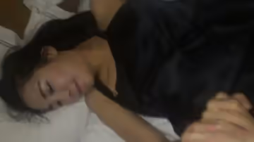 害羞的小姐姐不讓拍臉,我操嗨了你就由不得你啦