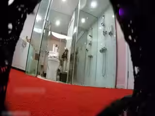 偷錄藝校大學生洗澡全程
