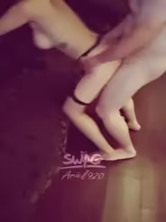 台灣SWAG Ariel男友忍不住直接闖mc各種姿勢輪番交替爆插嫩穴