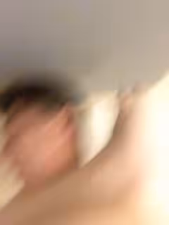 小姨子老公考研到國外深造偷偷背著媳婦和小姨子到酒店開房啪啪沒想到她居然是個白虎.mp4