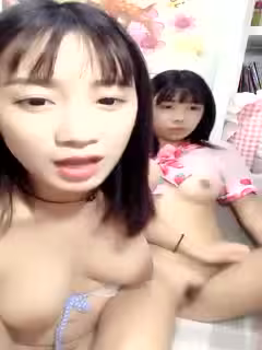 顏值不錯大乳暈姐妹花第3彈互舔互摸自慰扣逼浴室洗澡秀喜歡不要錯過