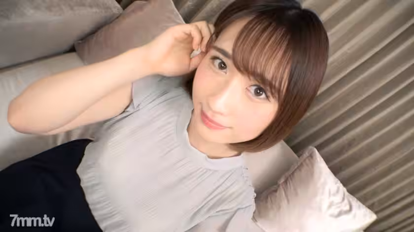 SIRO-4330第1槍港區女孩x下班偶像員工的傻逼只有流行元素的港區OL在下班時進行第1次AV拍攝如果偶像臉變成快感請來主線劇情..網絡AV應用AV體驗拍攝1419