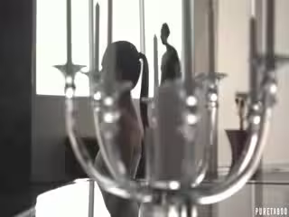 【亂侖】中文劇情科幻情色大片再生女兒 字幕佳作 白衣很誘惑一看就很衝動機器人女兒勾引爸爸