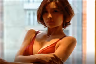爆乳御姐微博女神閆盼盼難得一見露點大尺度私拍流出