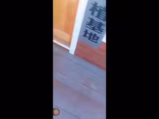【膽大網紅主播西施貓大白天公園勾搭路人路邊站立啪啪不夠盡興到車裡繼續玩呻吟超浪】