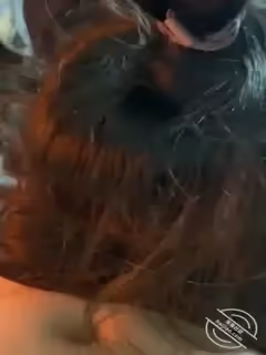 大神酒後與媽媽做了不該做的事一發不可收拾後來被小姨發現又把小姨拉下水-趁著外婆在洗澡進屋狂干老媽我自己都覺得自己牛逼第01集
