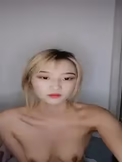 七彩主播--月光女神❤️金髮美女，舞技依舊，風騷誘惑的很~無套啪啪狂干，差點整內射啪懷孕！第01集
