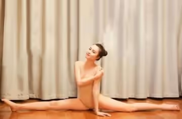 高價約炮大一舞蹈系羞澀校花女神身材苗條長發飄飄溫柔可人