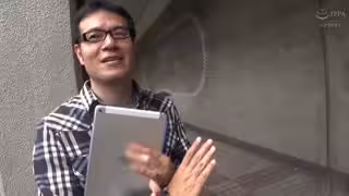 [第1集]人妻ナンパ自宅中出し×PRESTIGE PREMIUM 欲求不満な人妻4名