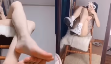 火爆推特自拍!!小熊背心三點全露!!