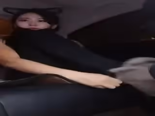 騷氣少婦駕車戶外啪啪秀停路邊口交後入 不時有人經過打一炮換一地 很是刺激喜歡不要錯過