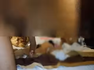 難得回家一趟 超正女大生依舊在秀