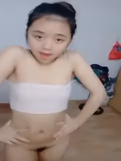 年輕嫩妹子，無套啪啪做愛日常性生活，舌吻摳逼站立擼管第02集