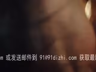 這是誰家的媳婦兒啊，笑那麼開心