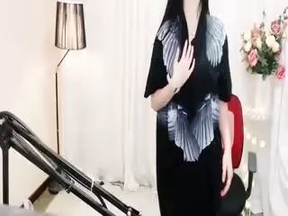 為了留下好印象 私拍模特尺度大到全裸面試