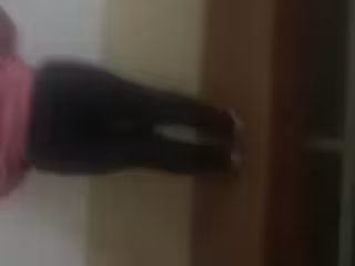 打漁家人妻史上最淫騷跳脫衣艷舞給老公的老鐵觀摩跳著跳著突然噴奶了
