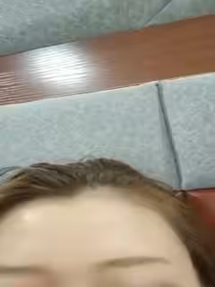白領兼職女主播和土豪粉絲賓館豪華套房約炮