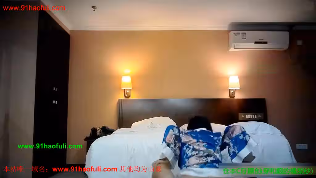 [不能只有我看到!]和服包不住的豪乳，不停衝擊的讓她求饒直說不行了~